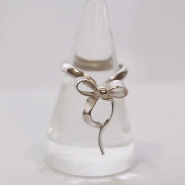 リボンのシルバーリング